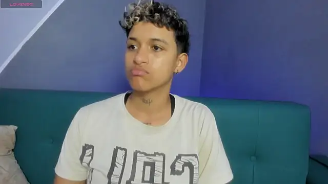 Snapshot of Dominick_jones chatting on 22, 3, 2025 Dominick jones online show from 22, 3, 2025