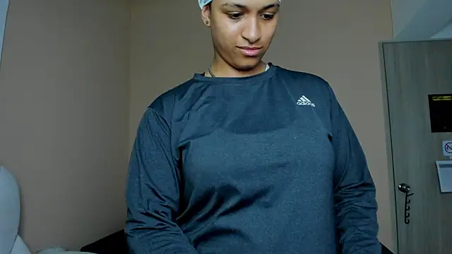 Snapshot of Dominick_jones chatting on 13, 9, 2025 Dominick jones online show from 13, 9, 2025