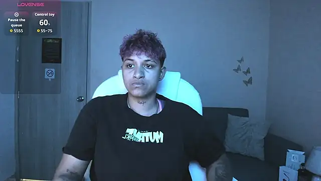 Snapshot of Dominick_jones chatting on 25, 9, 2025 Dominick jones online show from 25, 9, 2025