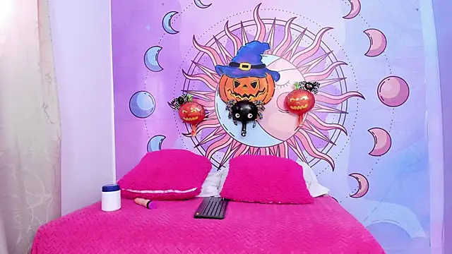 Mariana 16  online show from 27, 10, 2025