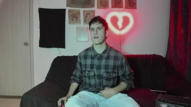 Snapshot of Antonello_Vannucci chatting on 3, 1, 2025 Antonello Vannucci online show from 3, 1, 2025