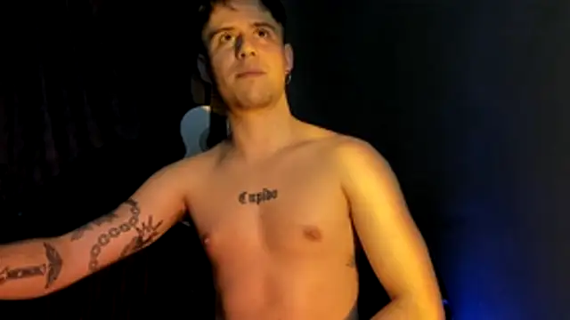 Snapshot of Antonello_Vannucci chatting on 3, 11, 2025 Antonello Vannucci online show from 3, 11, 2025