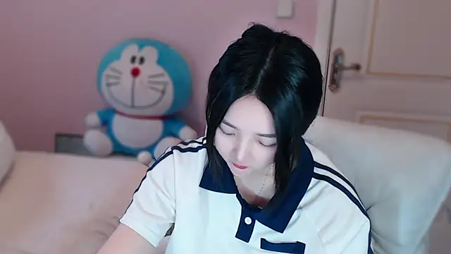 xiao-xiao-D online show from 8, 3, 2025