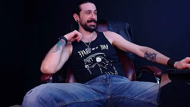 AxelColton online show from 1, 11, 2025