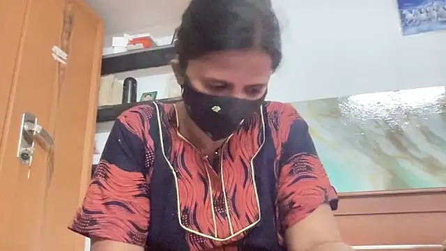 Tamil Sanjana  online show from 8, 2, 2026