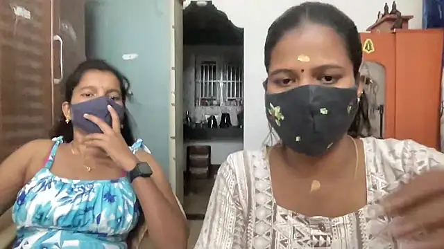 Snapshot of Tamil_Sanjana_ chatting on 7, 7, 2026 Tamil Sanjana online show from 7, 7, 2026