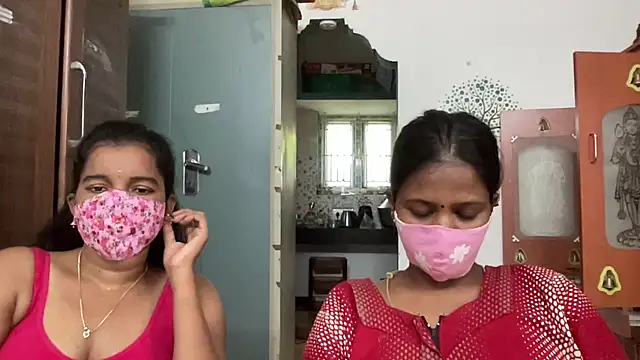 Snapshot of Tamil_Sanjana_ chatting on 14, 7, 2026 Tamil Sanjana online show from 14, 7, 2026