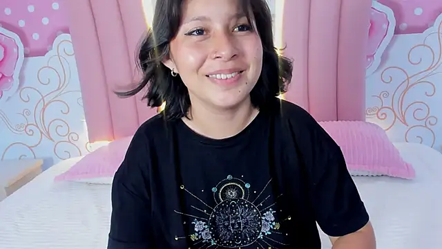 Lily Martinez online show from 22, 3, 2025