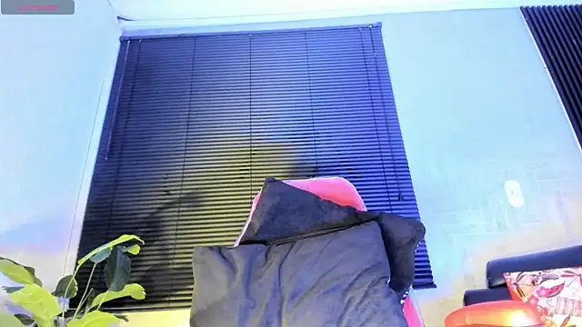 JhonyMiller  online show from 12, 11, 2025