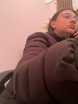 michell boobs  online show from 19, 11, 2025