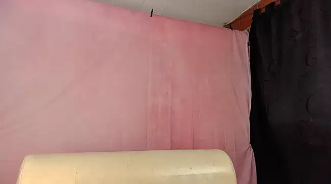 Snapshot of kattyandericc chatting on 16, 1, 2025 kattyandericc online show from 16, 1, 2025