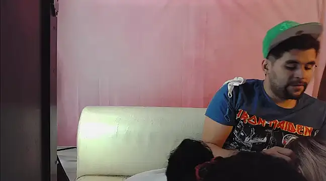 Snapshot of kattyandericc chatting on 21, 2, 2025 kattyandericc online show from 21, 2, 2025