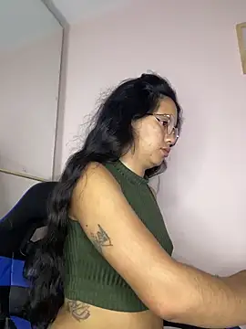 Snapshot of Rosita_forever_ chatting on 2, 4, 2026 Rosita forever online show from 2, 4, 2026