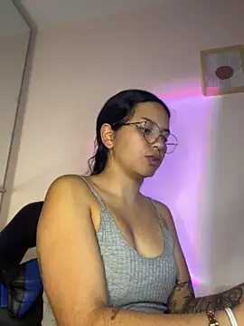 Snapshot of Rosita_forever_ chatting on 10, 4, 2026 Rosita forever online show from 10, 4, 2026