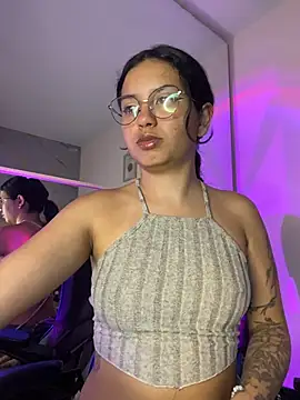 Snapshot of Rosita_forever_ chatting on 15, 4, 2026 Rosita forever online show from 15, 4, 2026