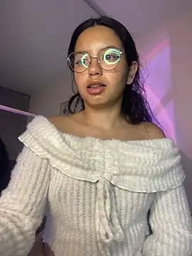 Snapshot of Rosita_forever_ chatting on 22, 4, 2026 Rosita forever online show from 22, 4, 2026