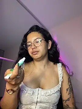 Snapshot of Rosita_forever_ chatting on 29, 4, 2026 Rosita forever online show from 29, 4, 2026