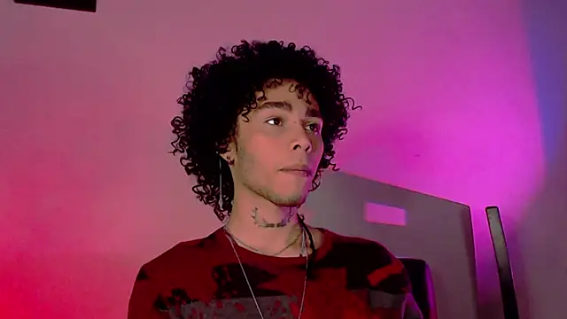 seven7xis online show from 26, 1, 2025