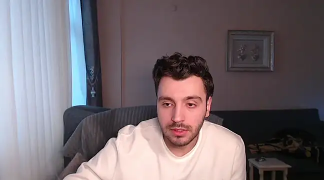 handsomeee04 online show from 20, 3, 2025