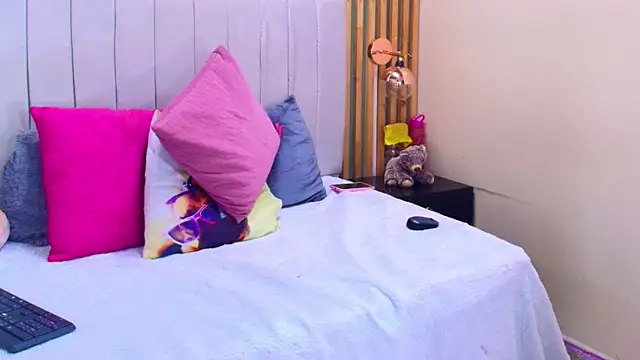 Nicole Angels  online show from 27, 1, 2025