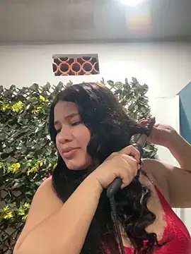 mia18 queen online show from 5, 1, 2025