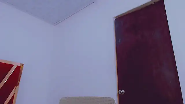 Snapshot of fox_naughty_violet chatting on 15, 10, 2025 fox naughty violet online show from 15, 10, 2025