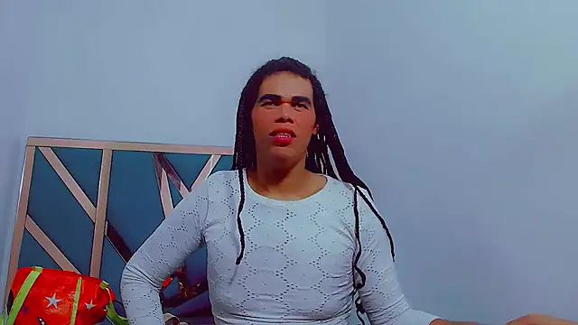 Snapshot of fox_naughty_violet chatting on 14, 11, 2025 fox naughty violet online show from 14, 11, 2025