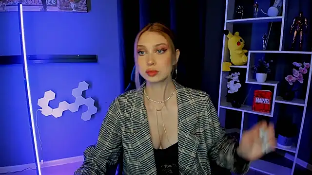 ElmaLee online show from 23, 12, 2024