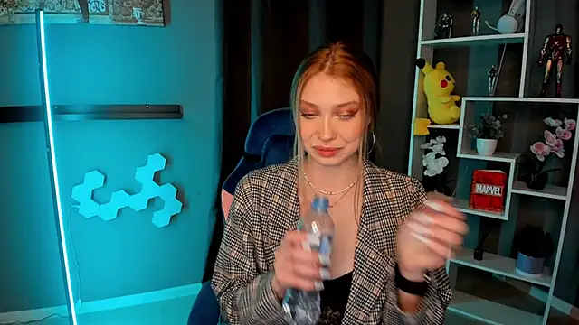 ElmaLee online show from 23, 12, 2024