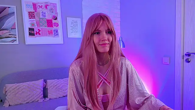 NellieLoyns online show from 4, 2, 2025