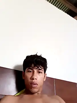 Snapshot of Andres123cv chatting on 16, 9, 2025 Andres123cv online show from 16, 9, 2025