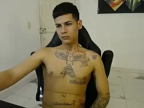 Snapshot of Clyde019 chatting on 30, 1, 2025 Clyde019 online show from 30, 1, 2025