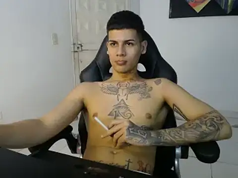 Snapshot of Clyde019 chatting on 11, 2, 2025 Clyde019 online show from 11, 2, 2025