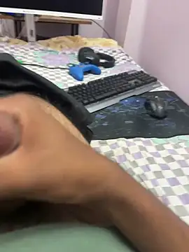 Snapshot of Cocaineandweed45 chatting on 11, 11, 2025 Cocaineandweed45 online show from 11, 11, 2025