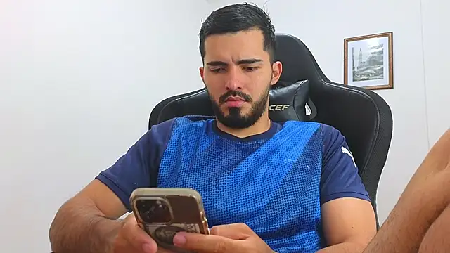 Massimoo 07 online show from 24, 2, 2025