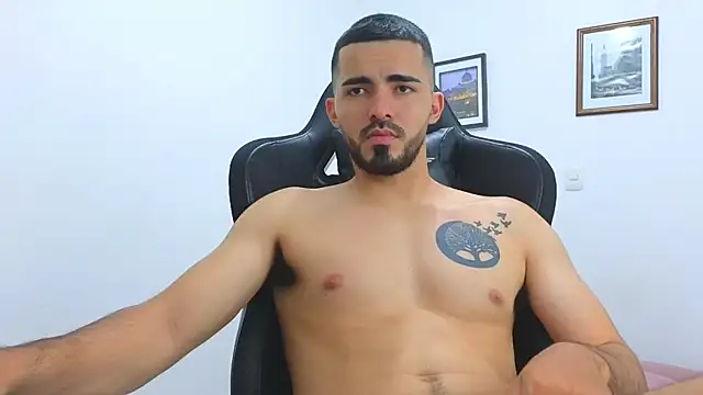 Massimoo 07 online show from 26, 2, 2025