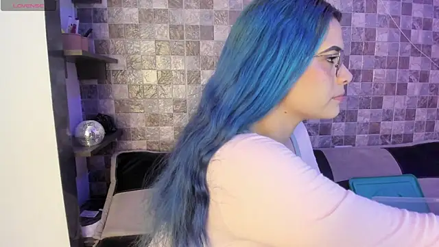 Sophia cyrus11 online show from 5, 4, 2026