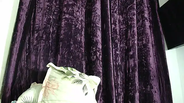 Ebonyxprincess  online show from 9, 2, 2025