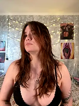 Sabrina shells online show from 12, 11, 2025