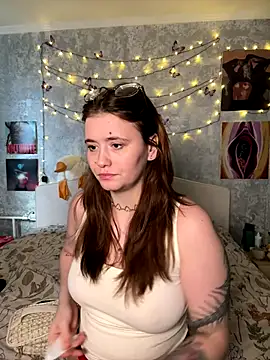 Sabrina shells online show from 21, 12, 2025