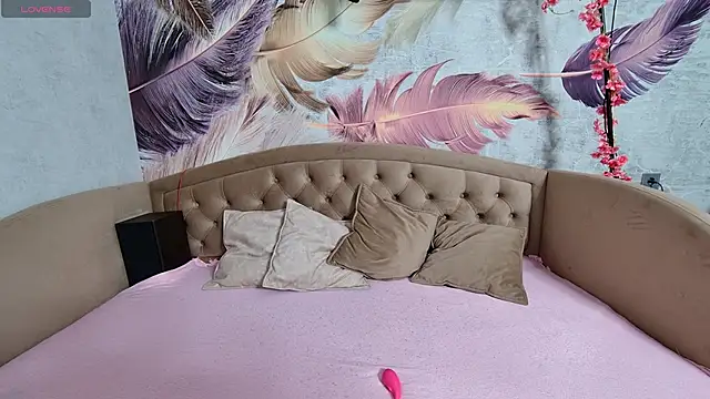 Anoraa online show from 23, 9, 2025