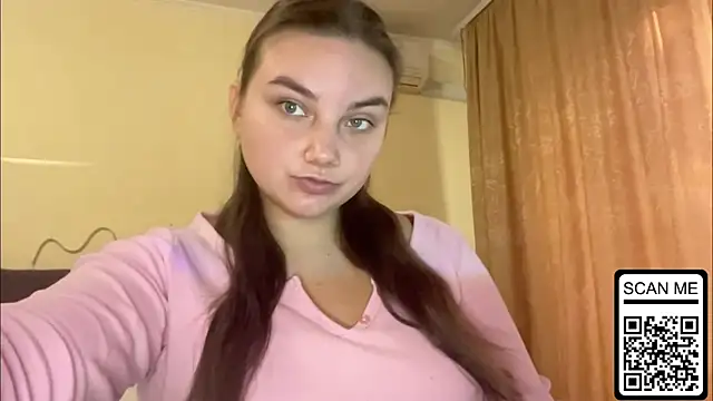 Dreamyblushfairy online show from 2, 10, 2025