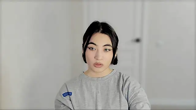  hannah baker online show from 24, 2, 2025