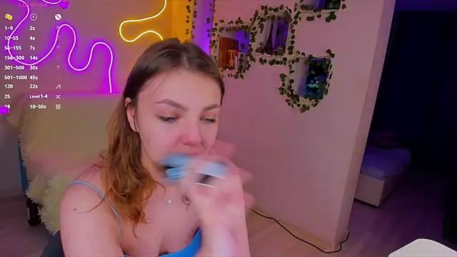 Snapshot of RobertAndLinela chatting on 7, 1, 2025 RobertAndLinela online show from 7, 1, 2025