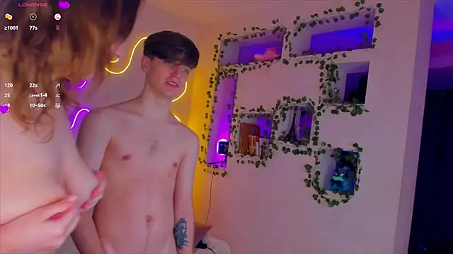 Snapshot of RobertAndLinela chatting on 21, 1, 2025 RobertAndLinela online show from 21, 1, 2025