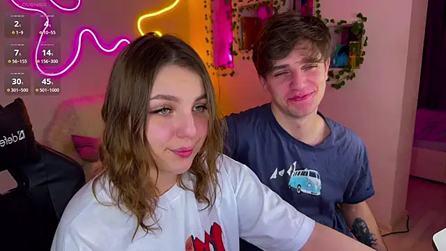 Snapshot of RobertAndLinela chatting on 12, 2, 2025 RobertAndLinela online show from 12, 2, 2025