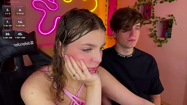 Snapshot of RobertAndLinela chatting on 20, 3, 2025 RobertAndLinela online show from 20, 3, 2025