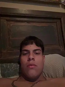 Snapshot of leandrollst_3 chatting on 1, 12, 2025 leandrollst 3 online show from 1, 12, 2025