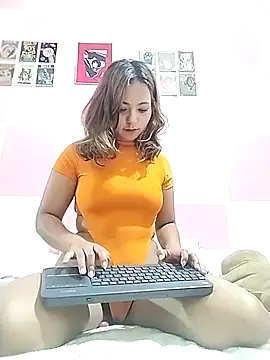 Paulina mosh online show from 9, 3, 2025