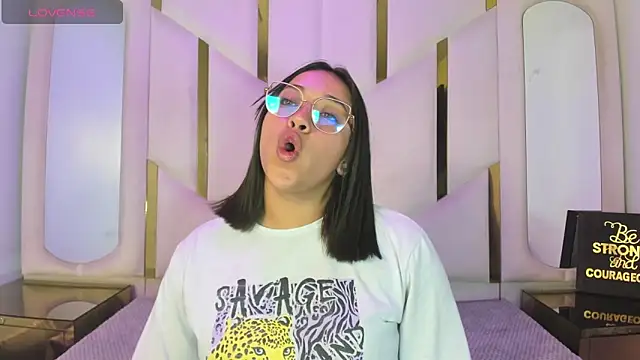 IsabellRodriguez18 online show from 4, 3, 2026